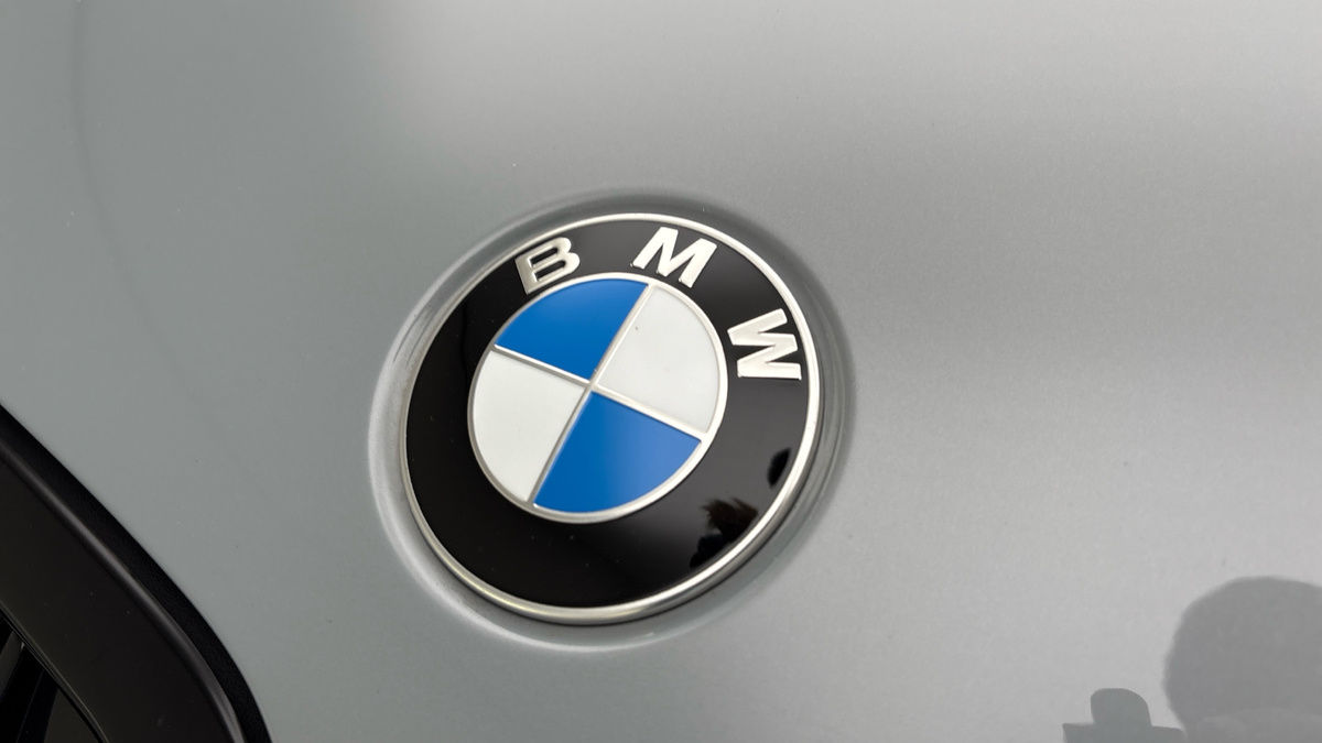 BMW 3 Series Image 24