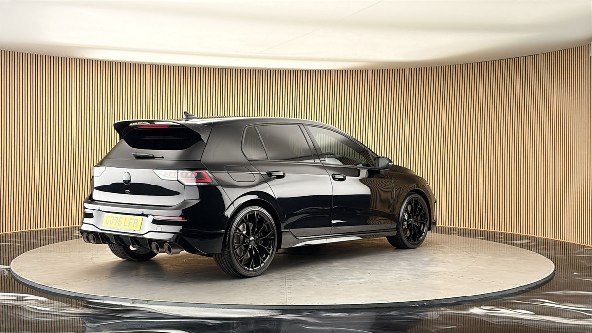 Volkswagen Golf Image 21