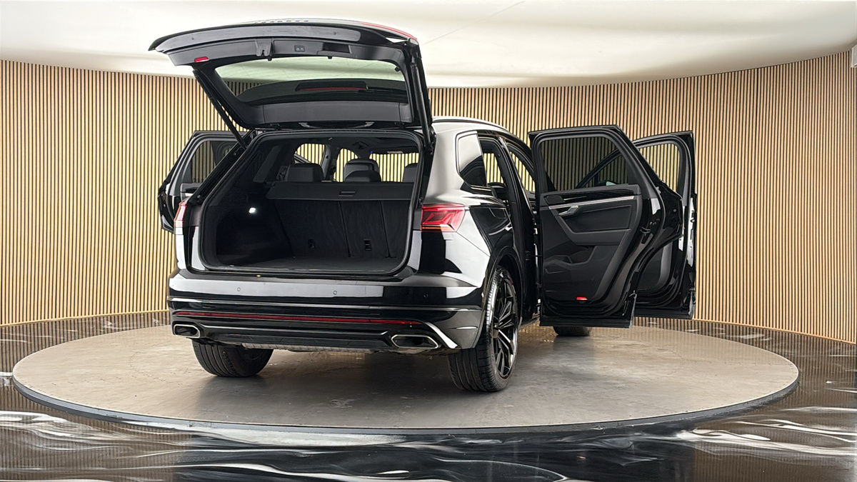 More views of Volkswagen Touareg