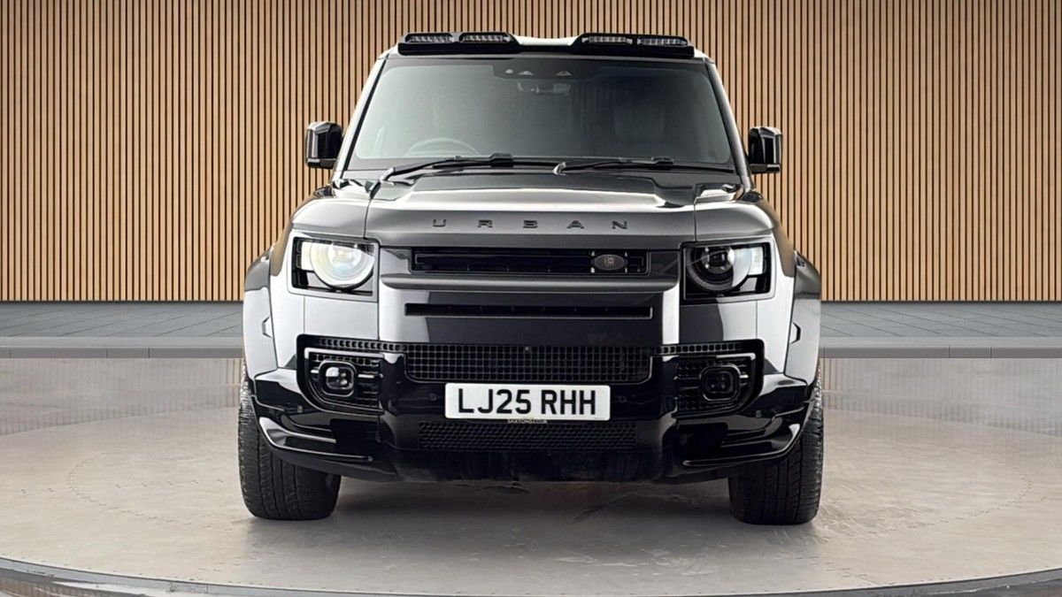 Land Rover Defender 90 Urban Image 3