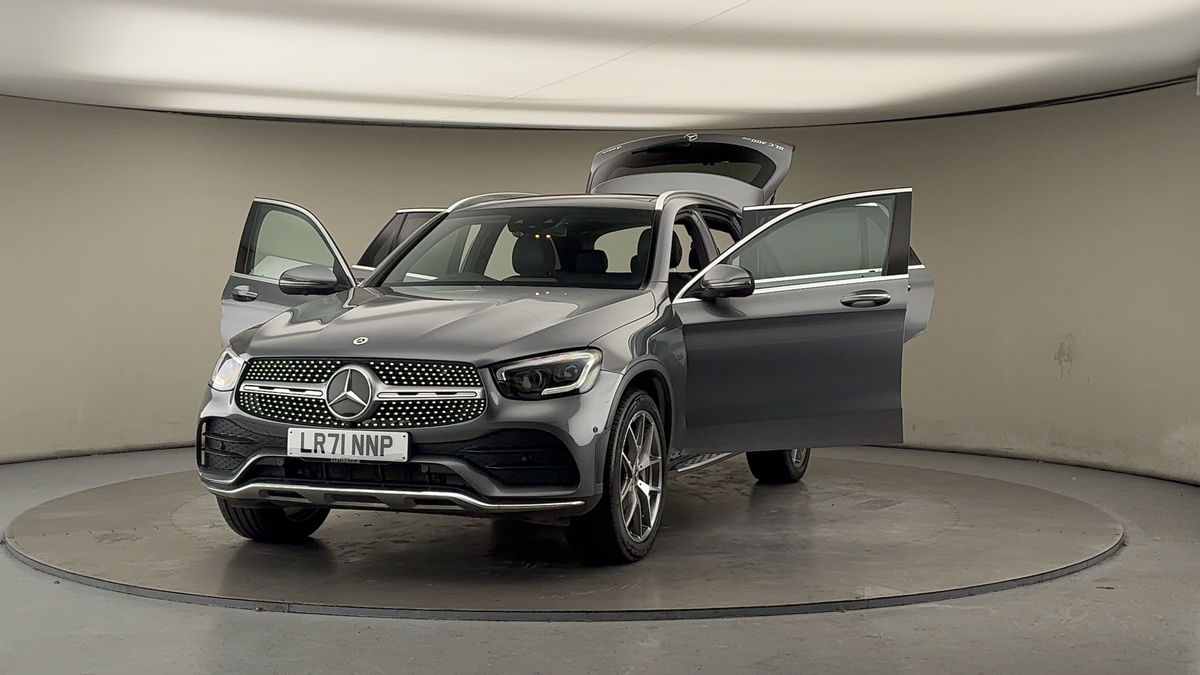 More views of Mercedes-Benz GLC