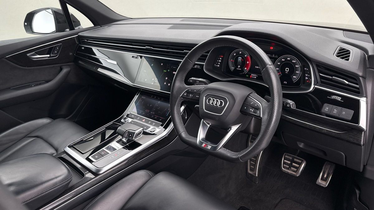 Audi Q7 Image 5