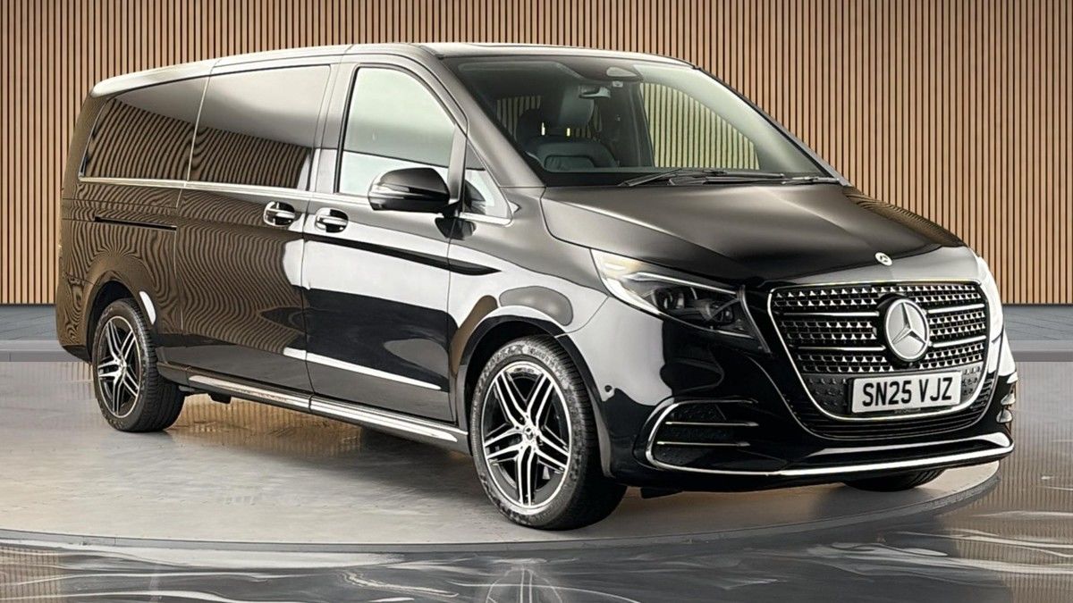 Mercedes-Benz V Class Sticky Header Image