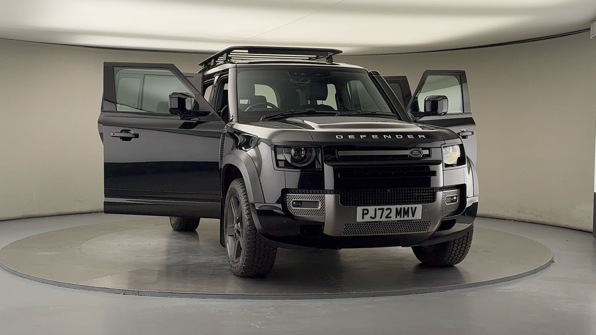 More views of Land Rover Defender 110