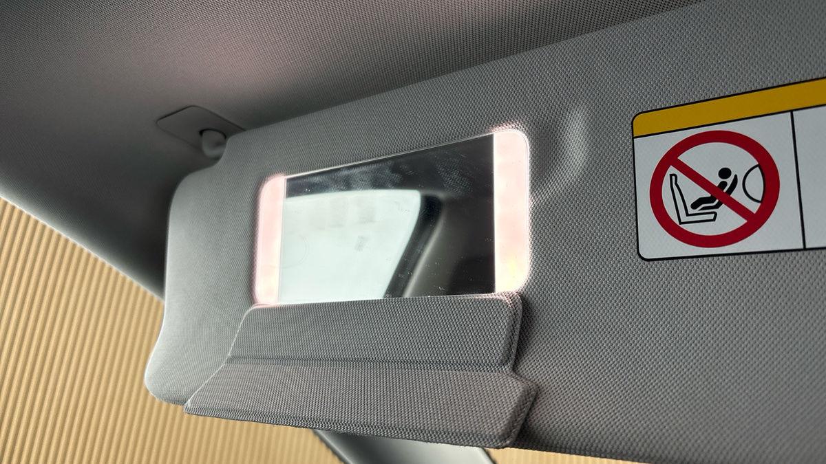 Tesla Model Y Image 31