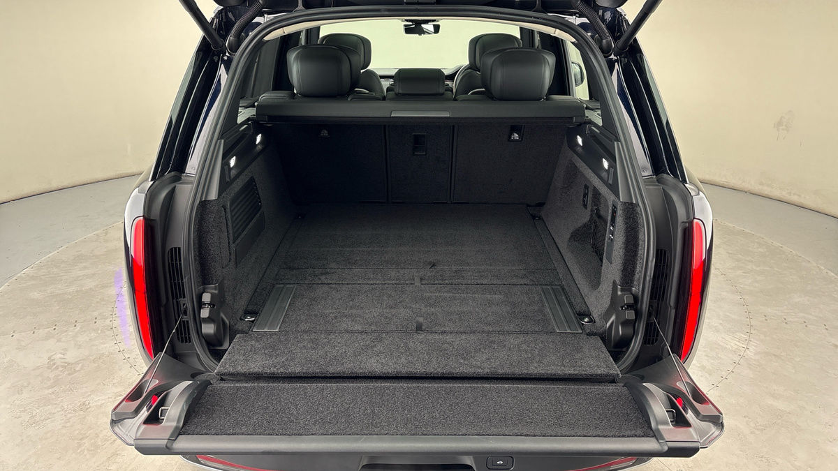 Land Rover Range Rover Image 11