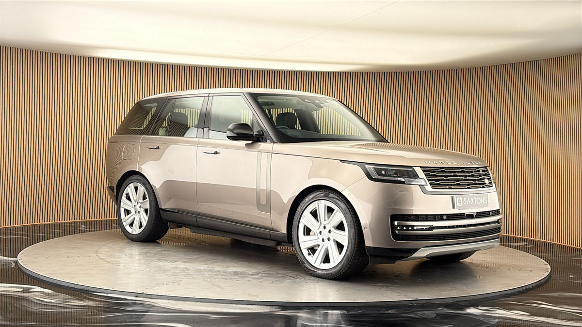 More views of Land Rover Range Rover