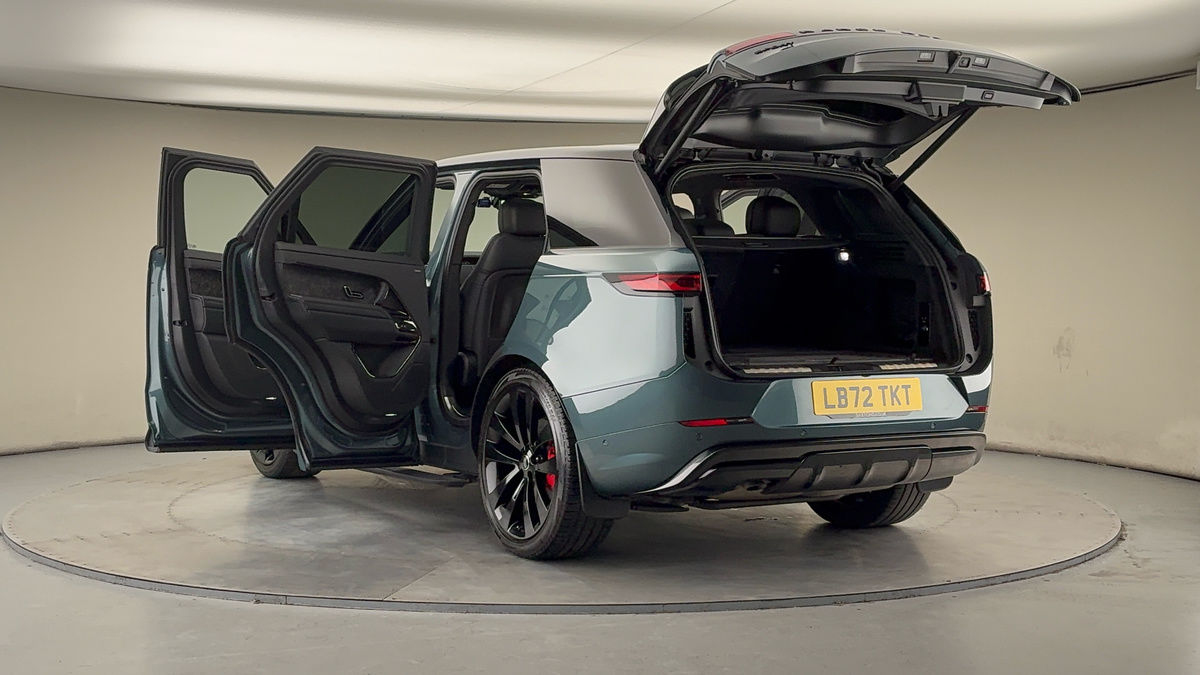 Land Rover Range Rover Sport Image 23