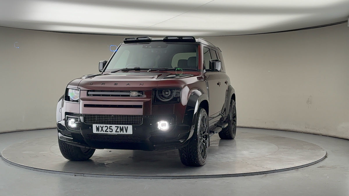 More views of Land Rover Defender 110