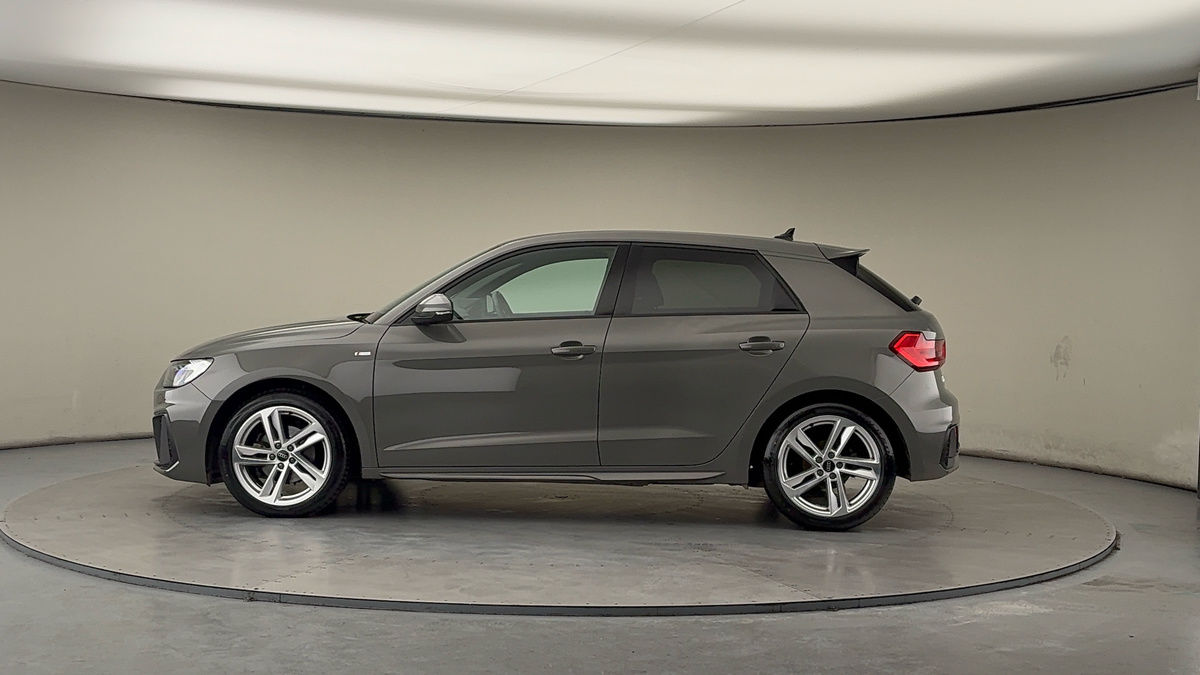 More views of Audi A1