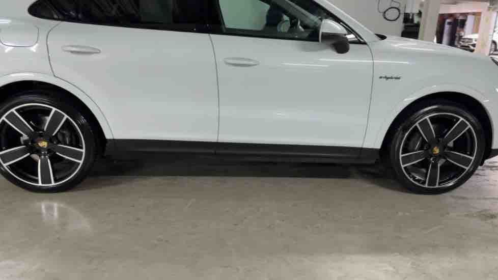 More views of Porsche Cayenne