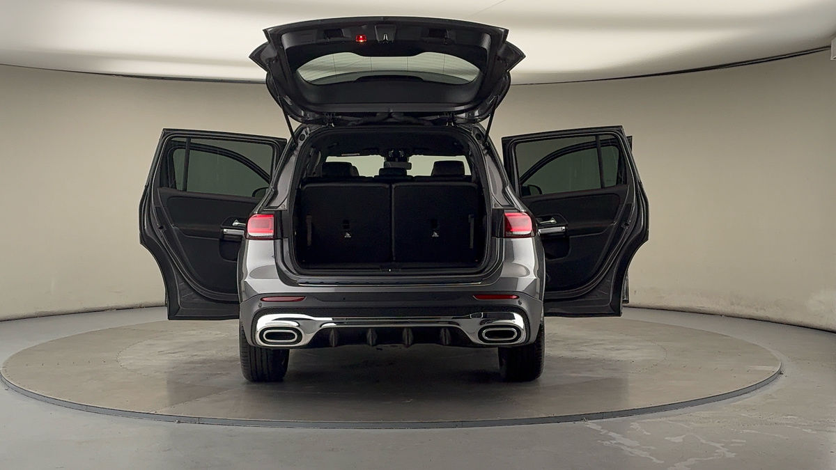 More views of Mercedes-Benz GLB