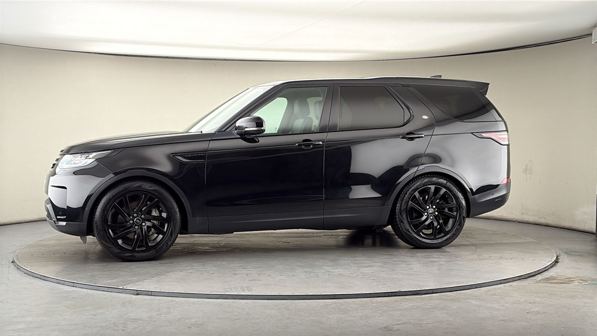 More views of Land Rover Discovery