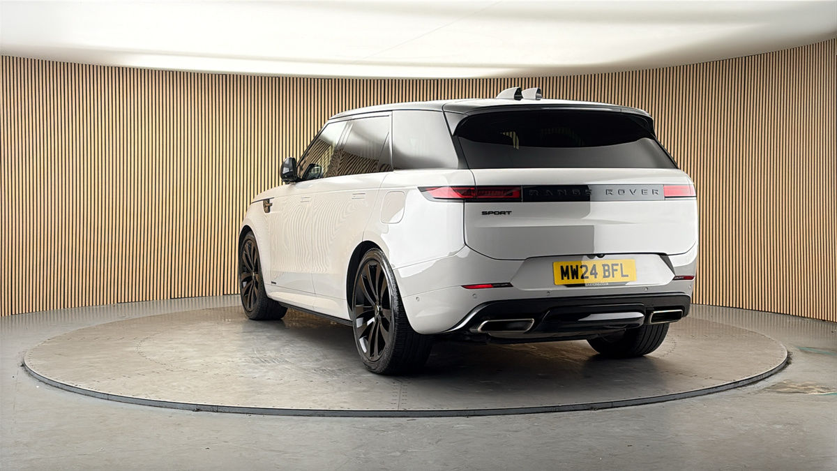 More views of Land Rover Range Rover Sport