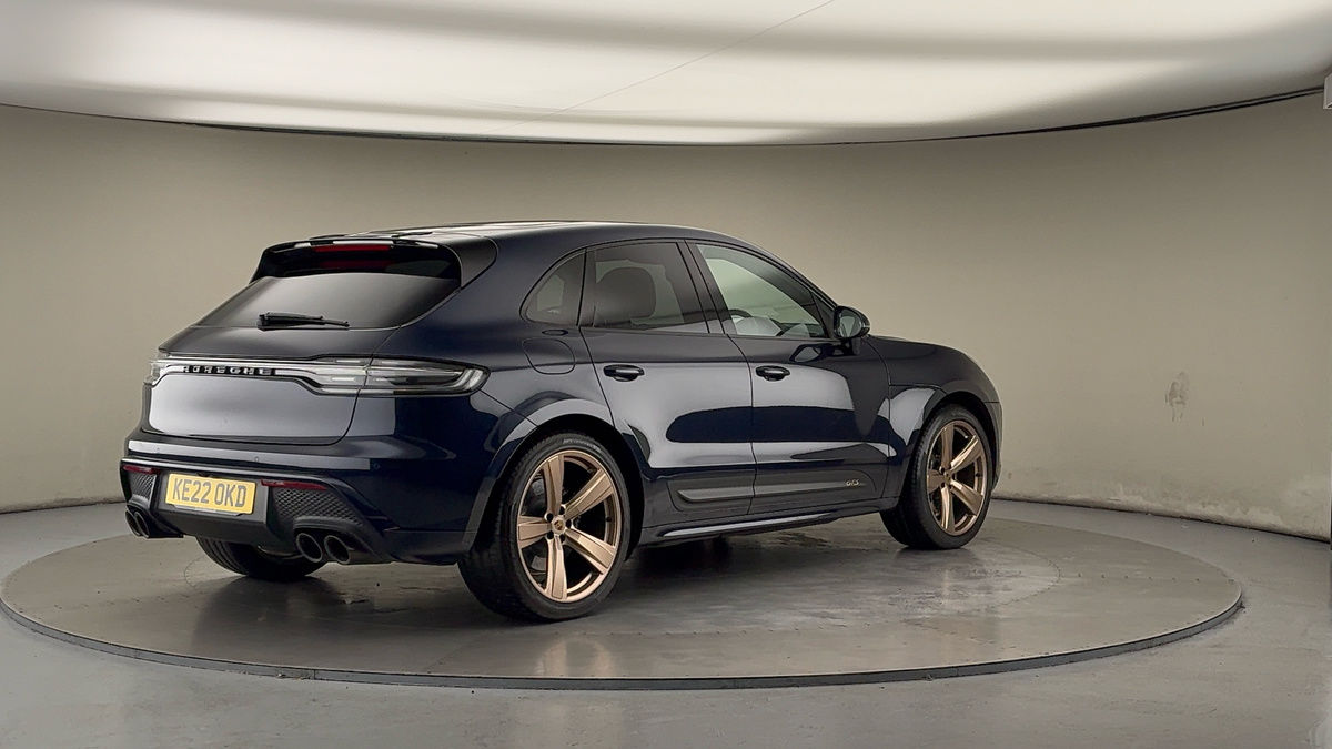 Porsche Macan Image 21