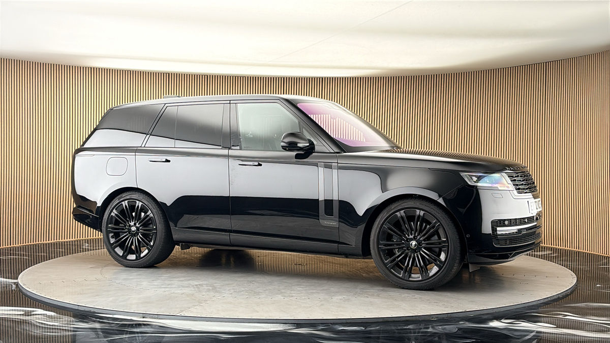 More views of Land Rover Range Rover