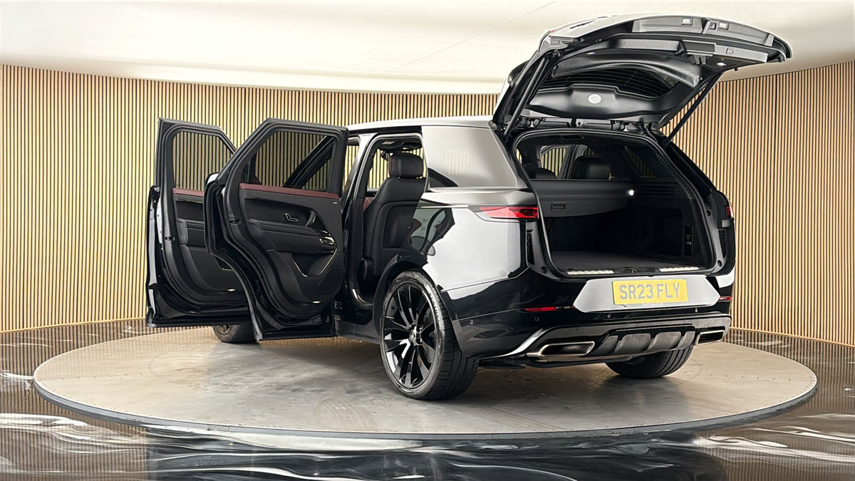 Land Rover Range Rover Sport Image 23