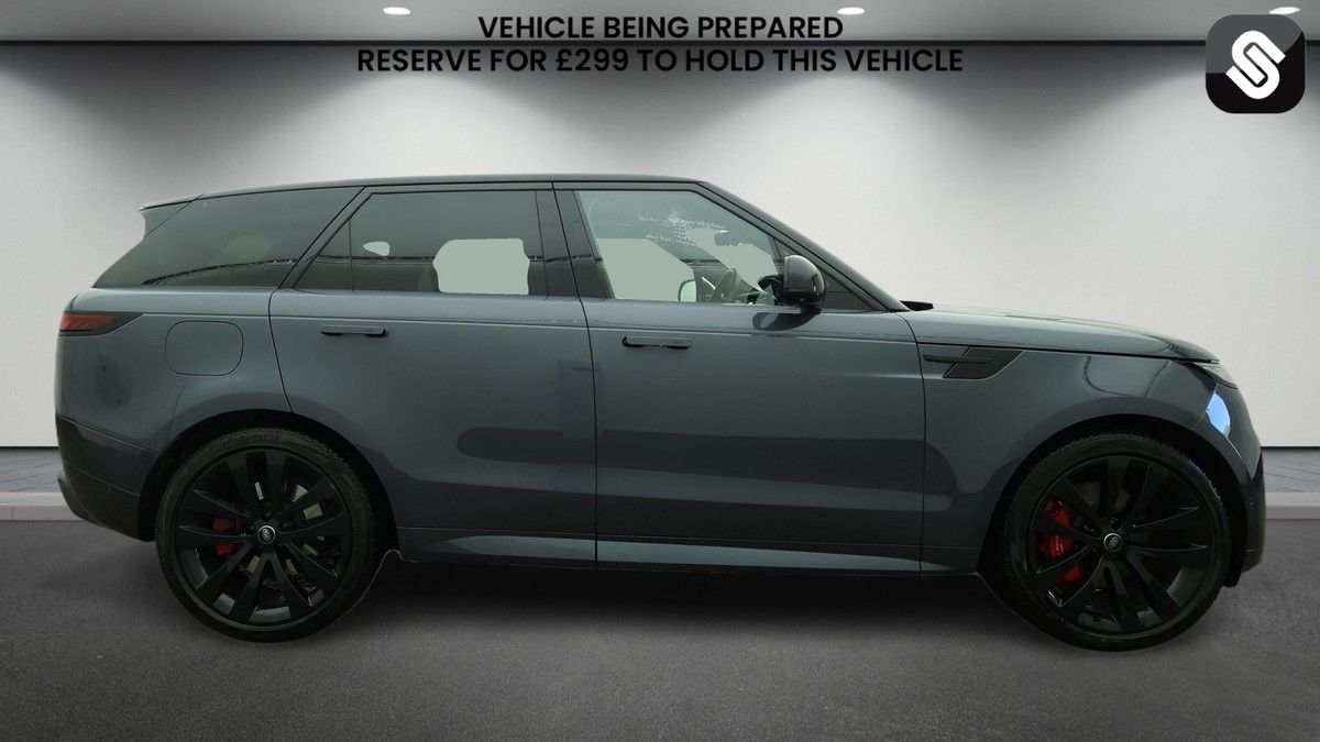 Land Rover Range Rover Sport Image 5