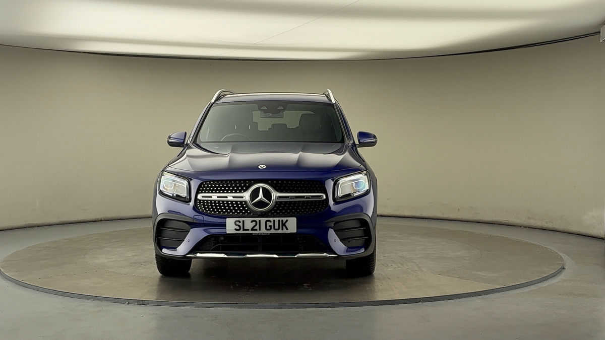 Mercedes-Benz GLB Image 3