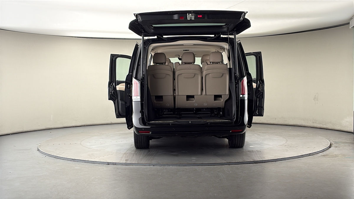 More views of Mercedes-Benz V Class