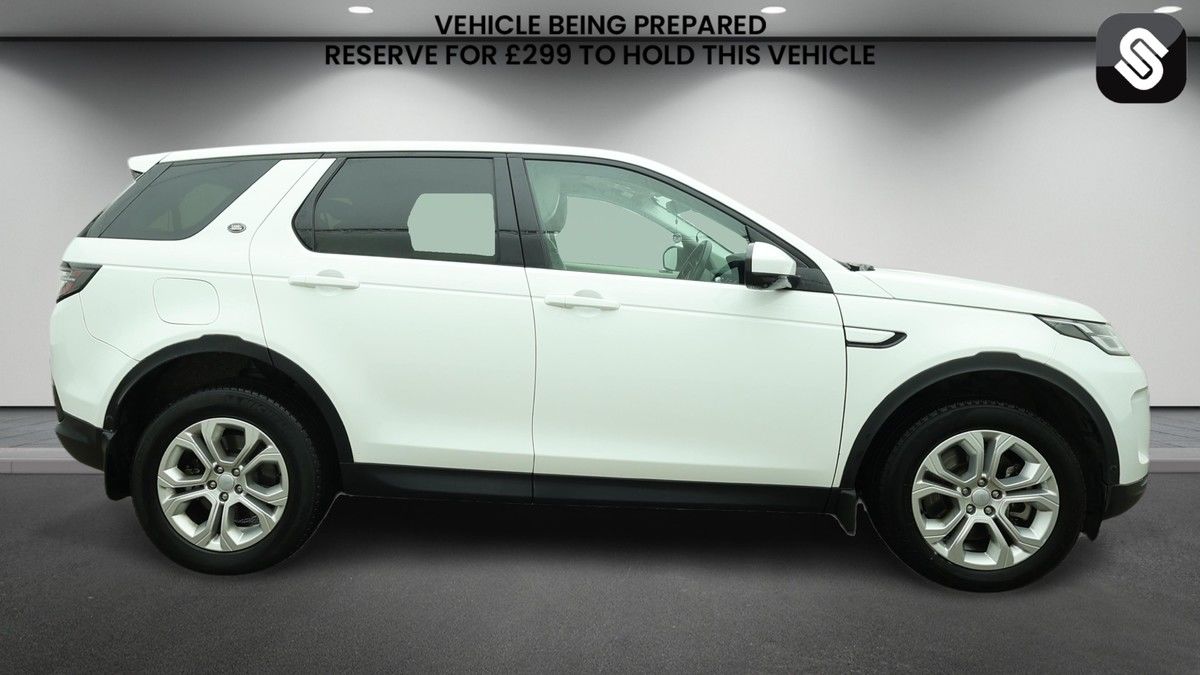 Land Rover Discovery Sport Image 5