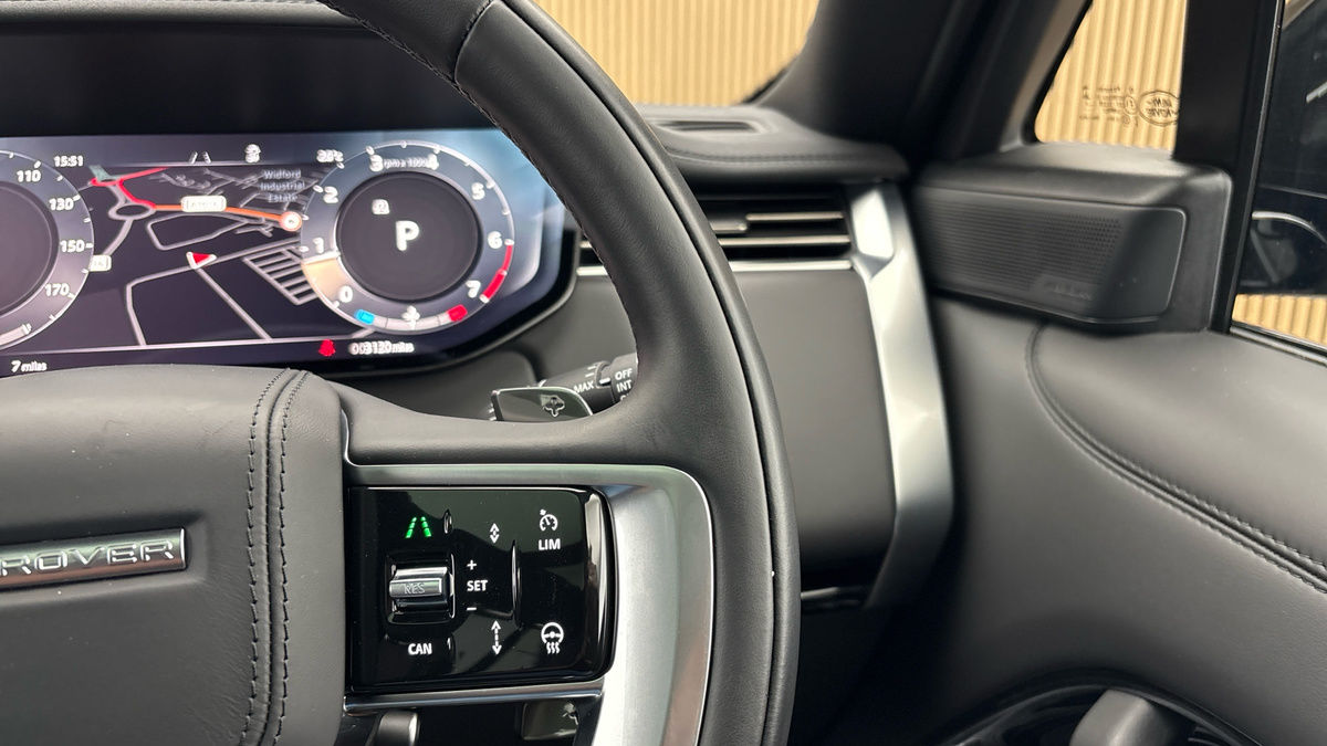Land Rover Range Rover Image 14
