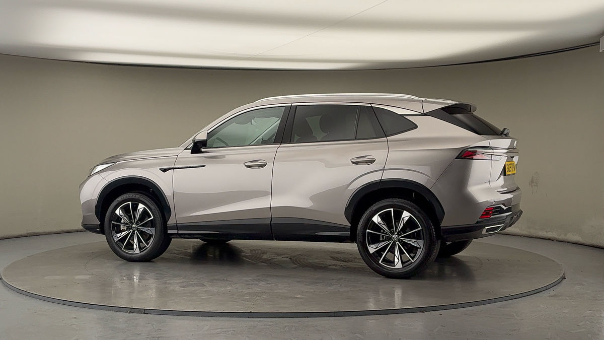 More views of MG MG HS