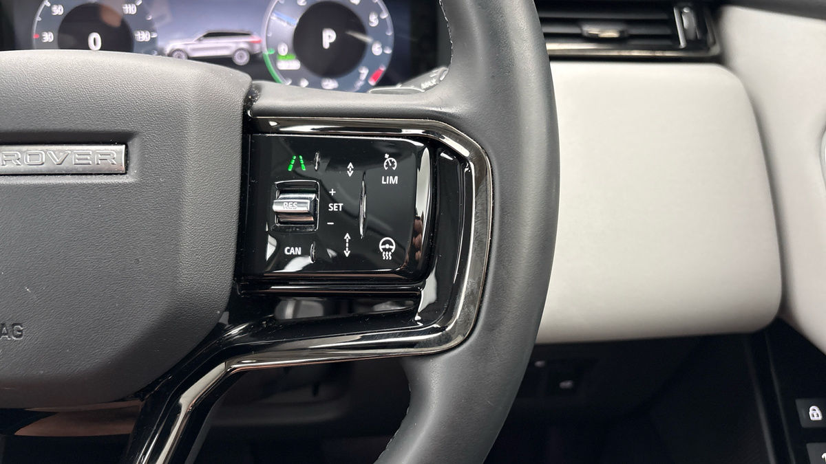 Land Rover Range Rover Velar Image 14