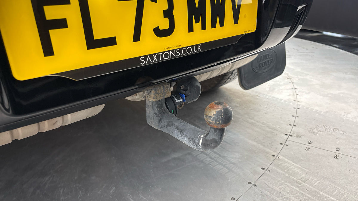 Land Rover Defender 90 Image 32