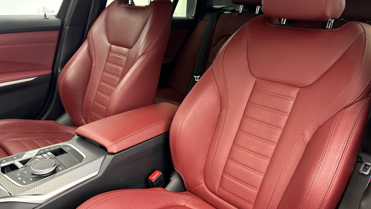 BMW 3 Series Image 7