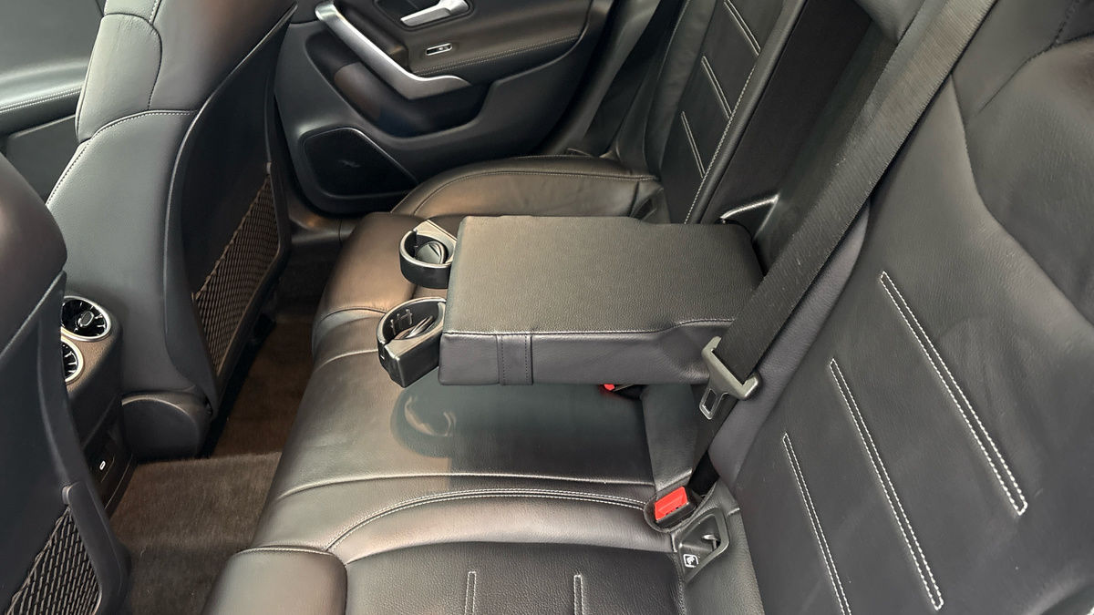 Mercedes-Benz CLA Image 9