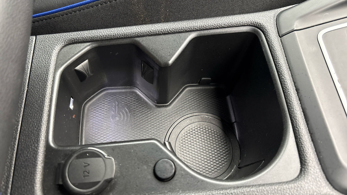 Volkswagen Golf Image 25