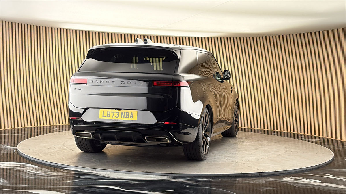 More views of Land Rover Range Rover Sport