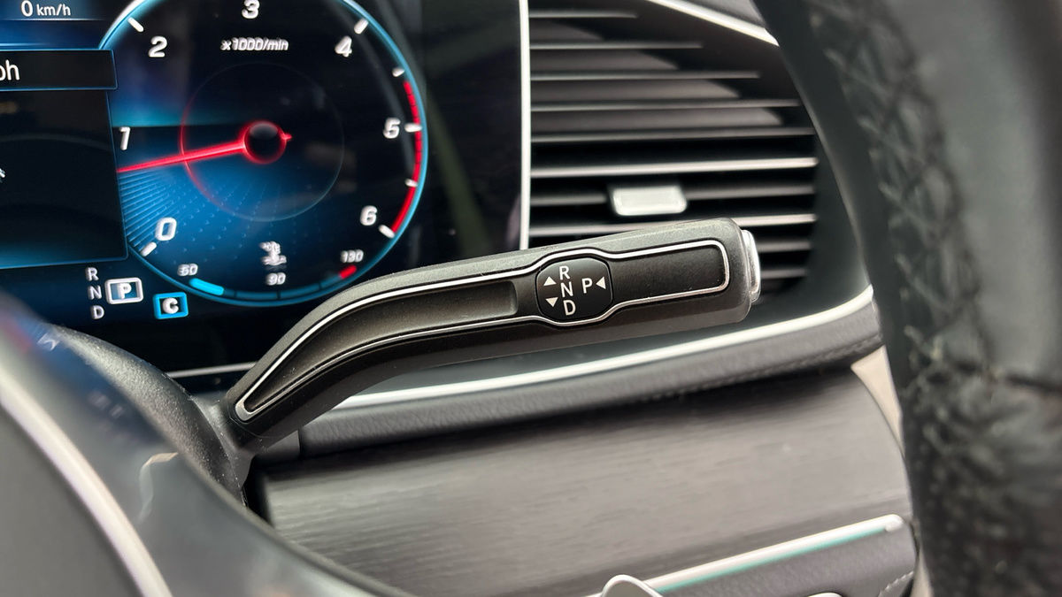 Mercedes-Benz GLE Image 31