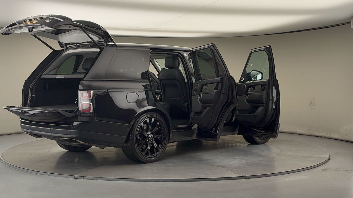 More views of Land Rover Range Rover