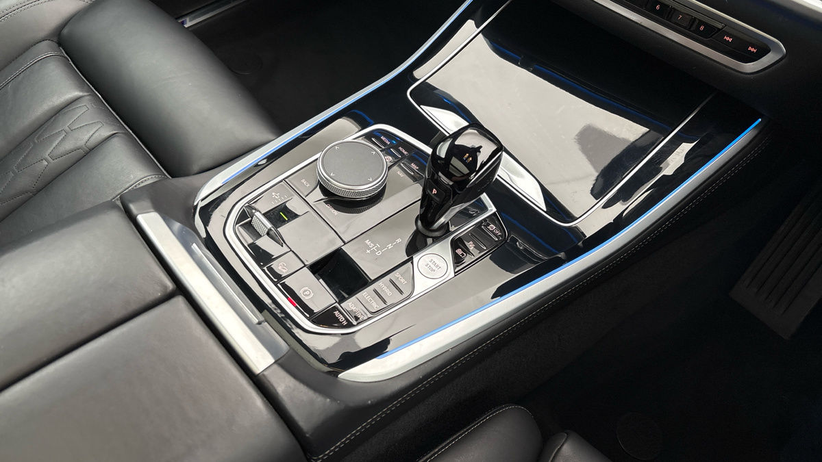 BMW X5 Image 18