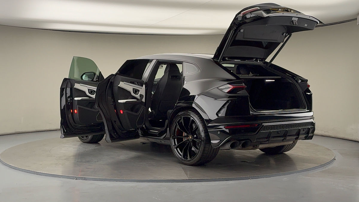 More views of Lamborghini Urus