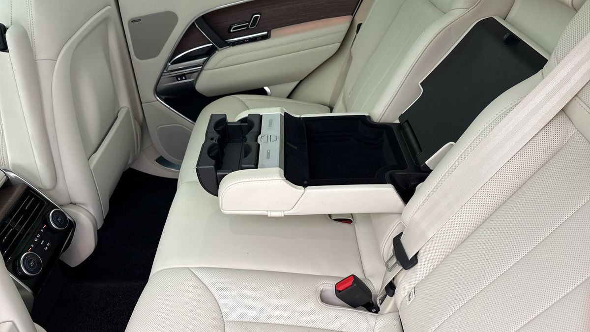 Land Rover Range Rover Image 9