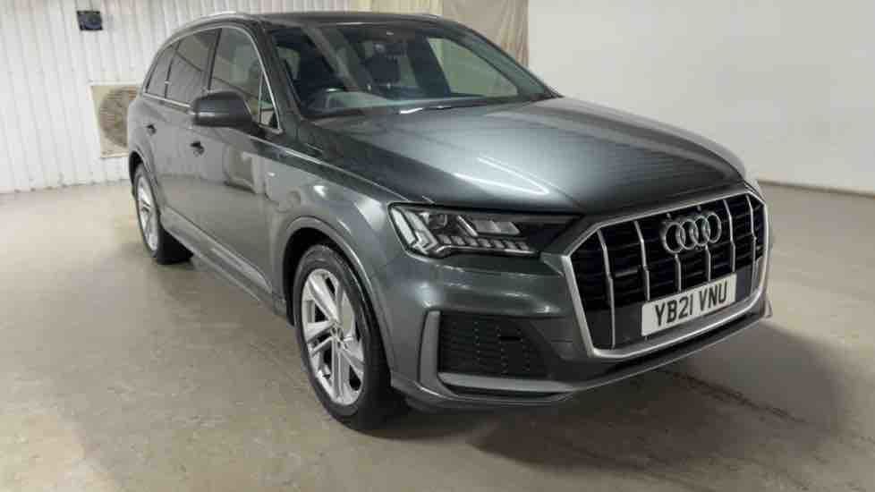 More views of Audi Q7