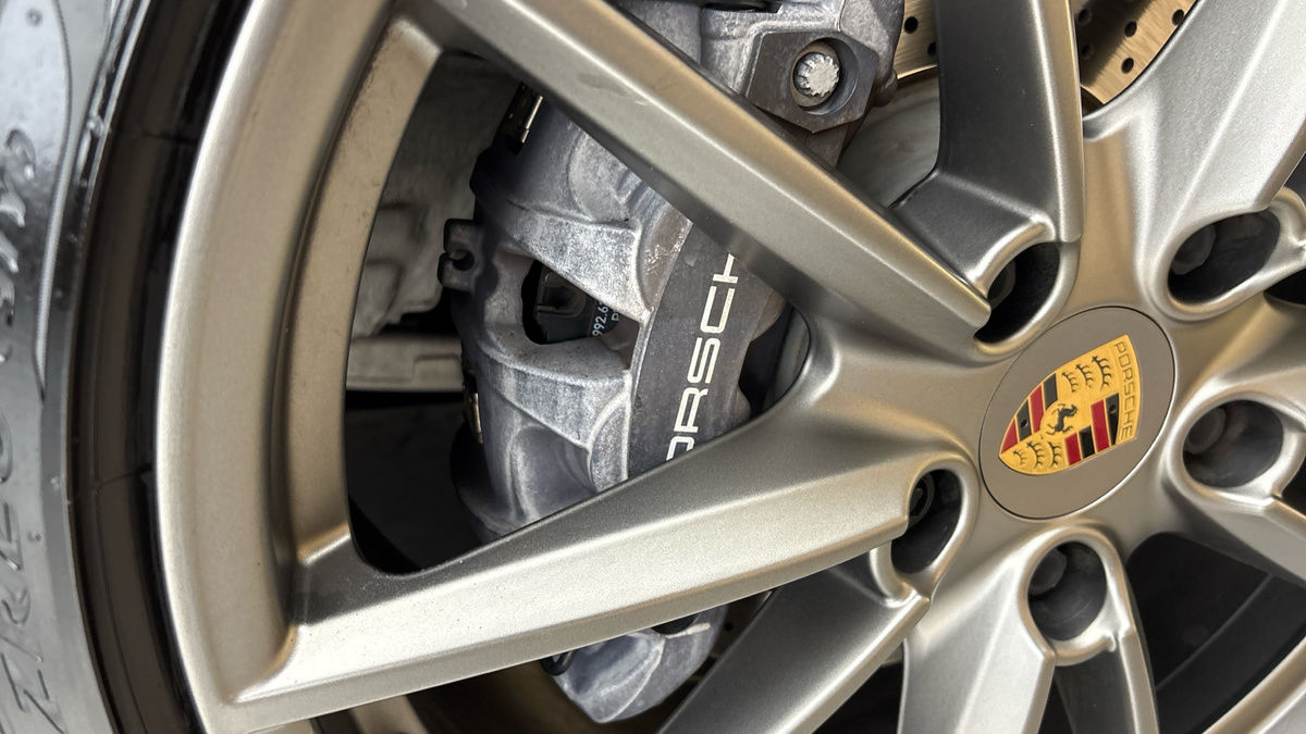 Porsche 911 Image 28