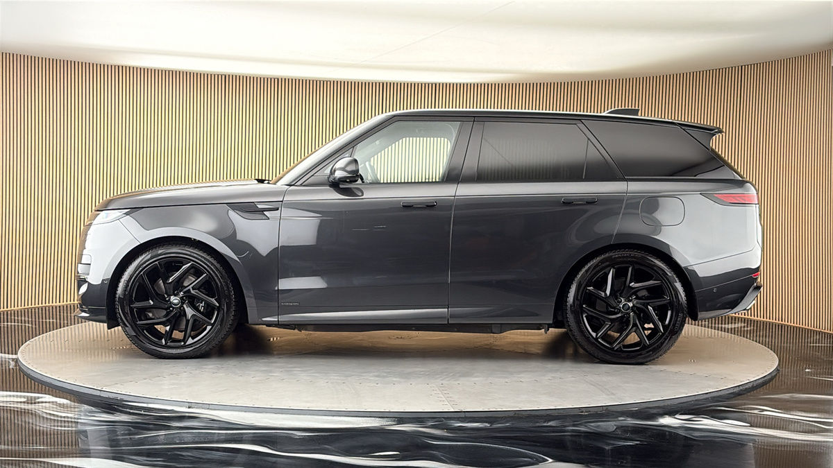 Land Rover Range Rover Sport Image 15