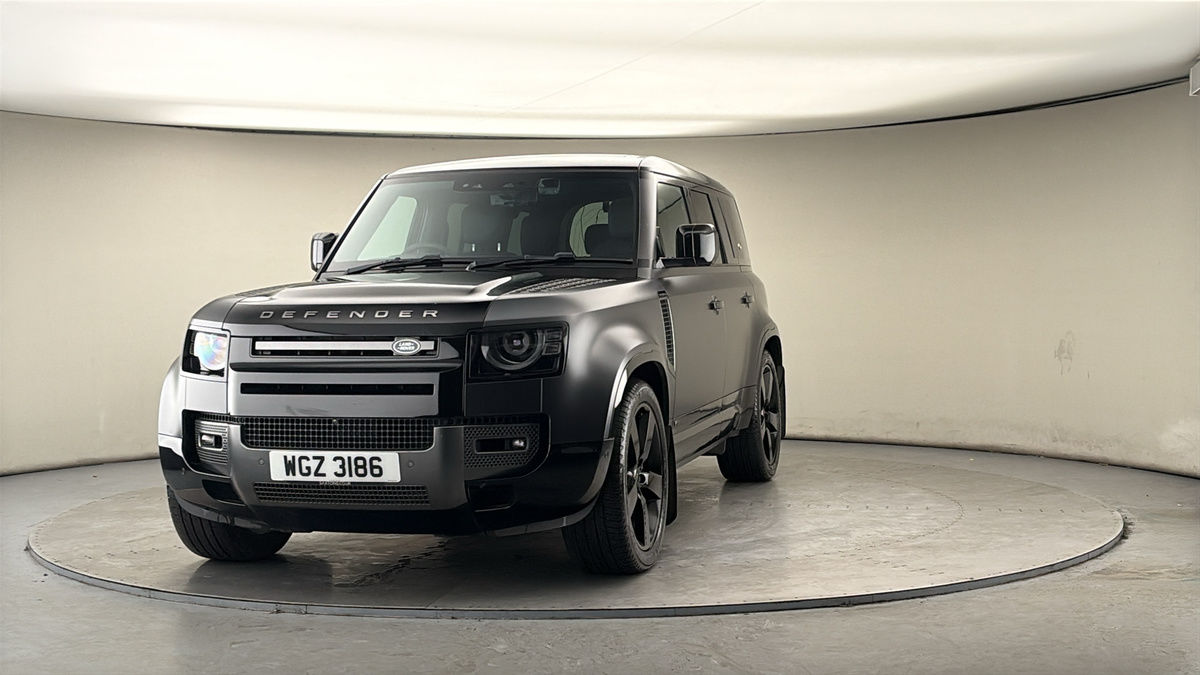 More views of Land Rover Defender 110