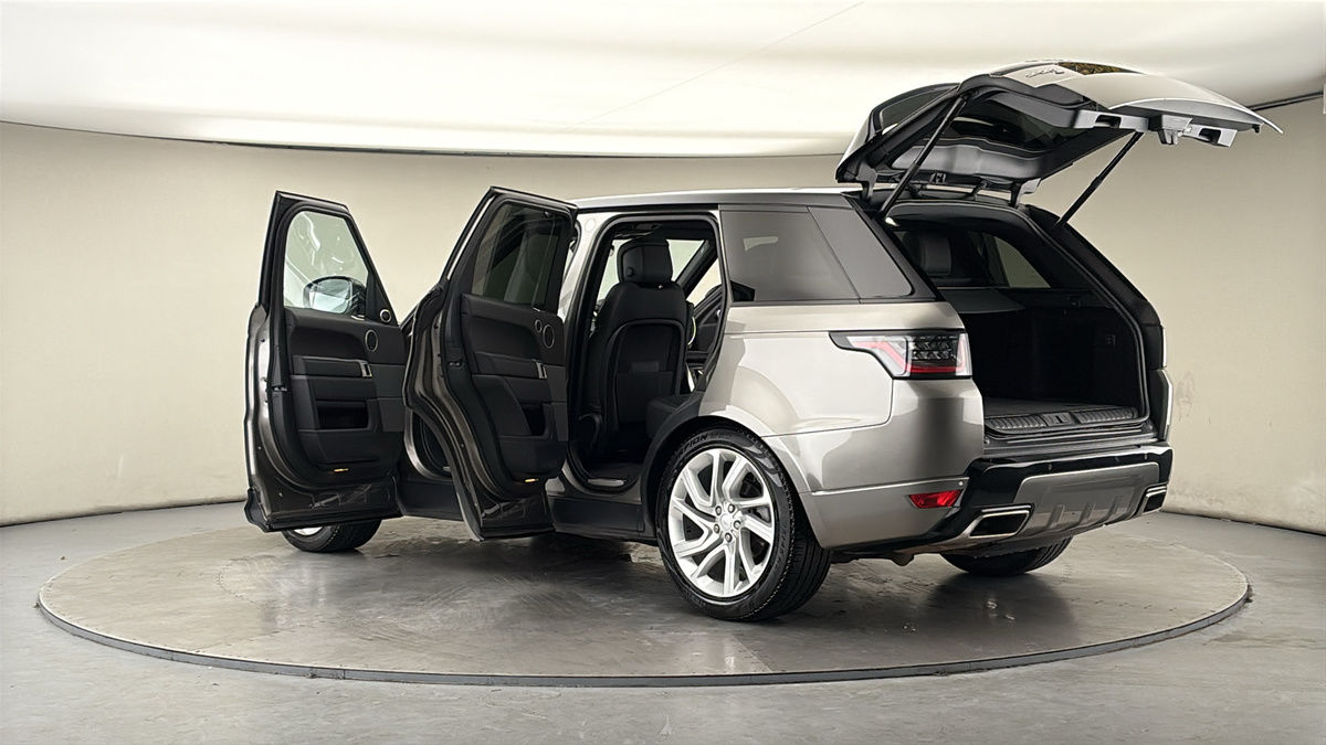 More views of Land Rover Range Rover Sport