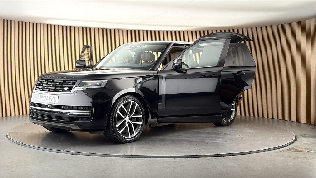 More views of Land Rover Range Rover