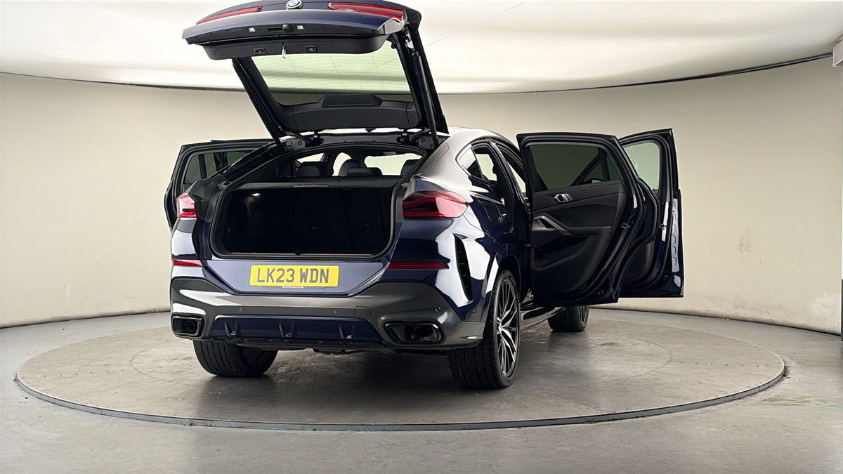 More views of BMW X6