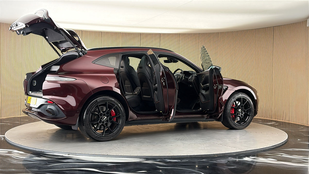More views of Aston Martin DBX