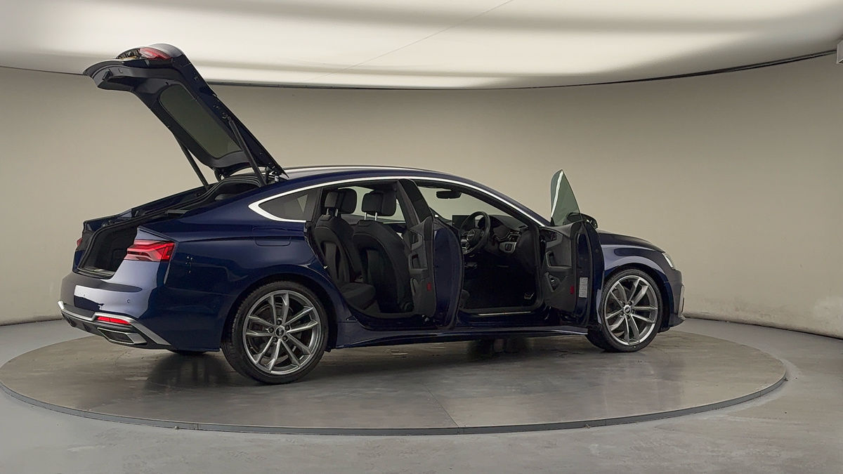 More views of Audi A5