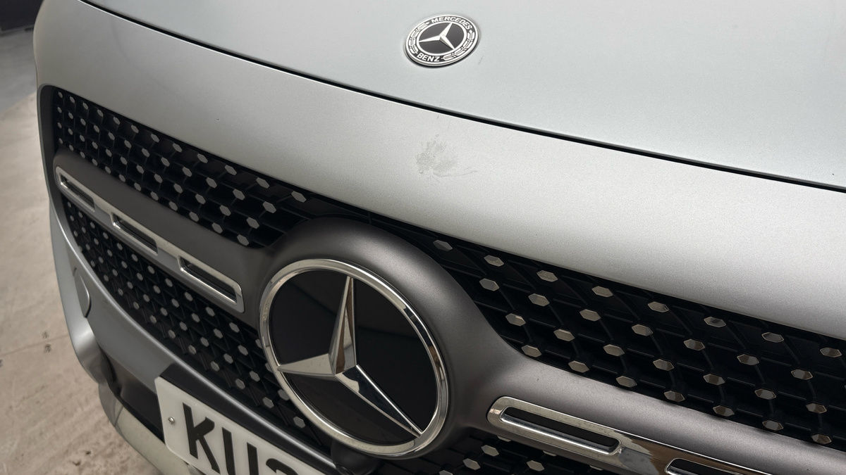 Mercedes-Benz GLB Image 24