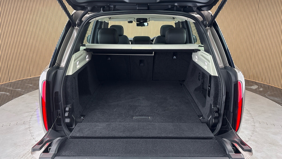 Land Rover Range Rover Image 11