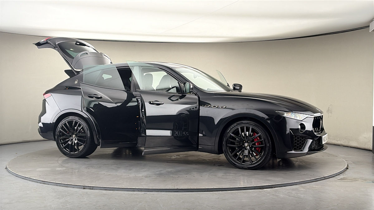 More views of Maserati Levante